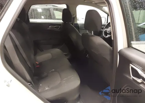 2023 Kia Sportage Hybrid Lx from USA, damaged, VIN KNDPUCAG7P7017055